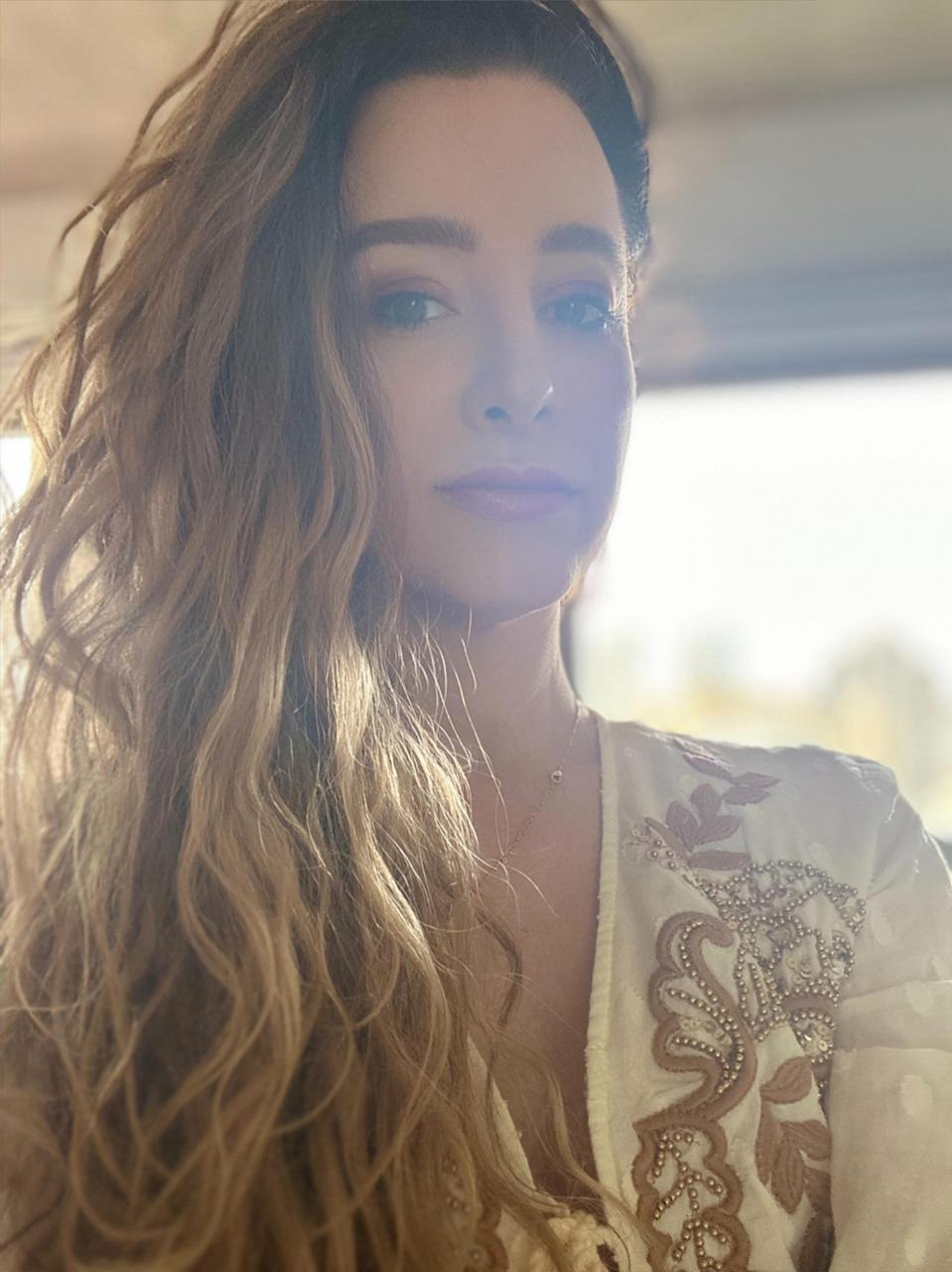 Willa Maya Canhas — Luz natural